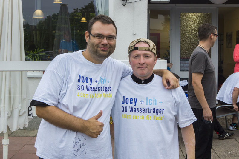 2014 Unterwegs mit Joey Kelly - Für die Hamburger Tafel RARI Food International